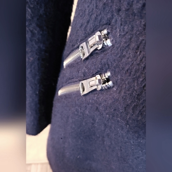 GUESS Navy Coat - Picture 3 of 8